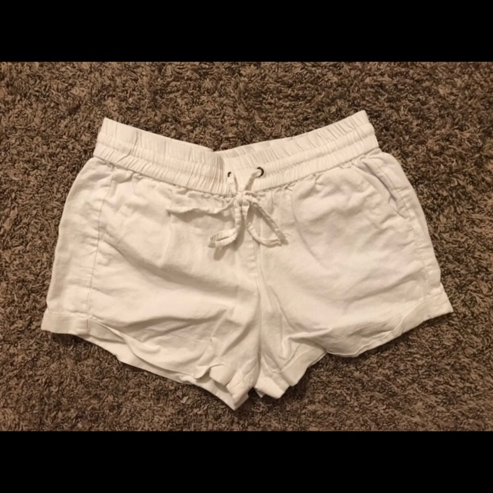 White twill shorts
